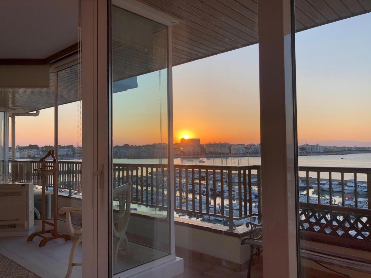 Solo Atico Guest Suites L' Escala Eksteriør billede