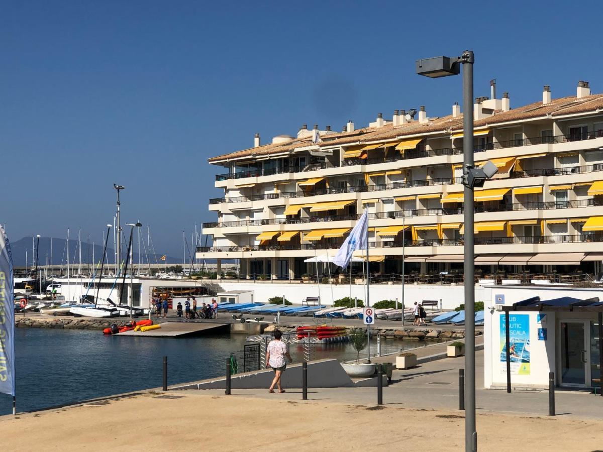 Solo Atico Guest Suites L' Escala Eksteriør billede