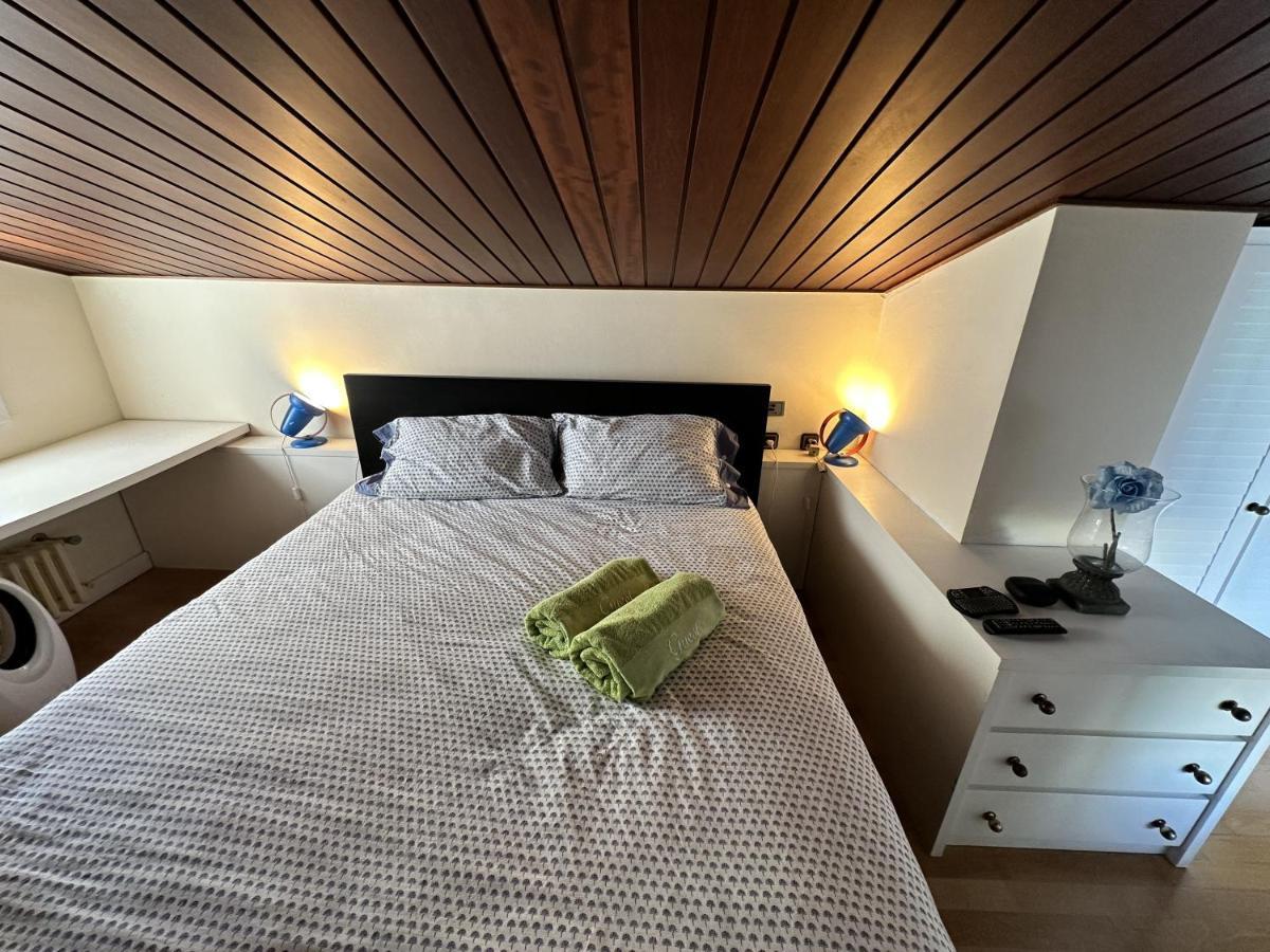 Solo Atico Guest Suites L' Escala Eksteriør billede