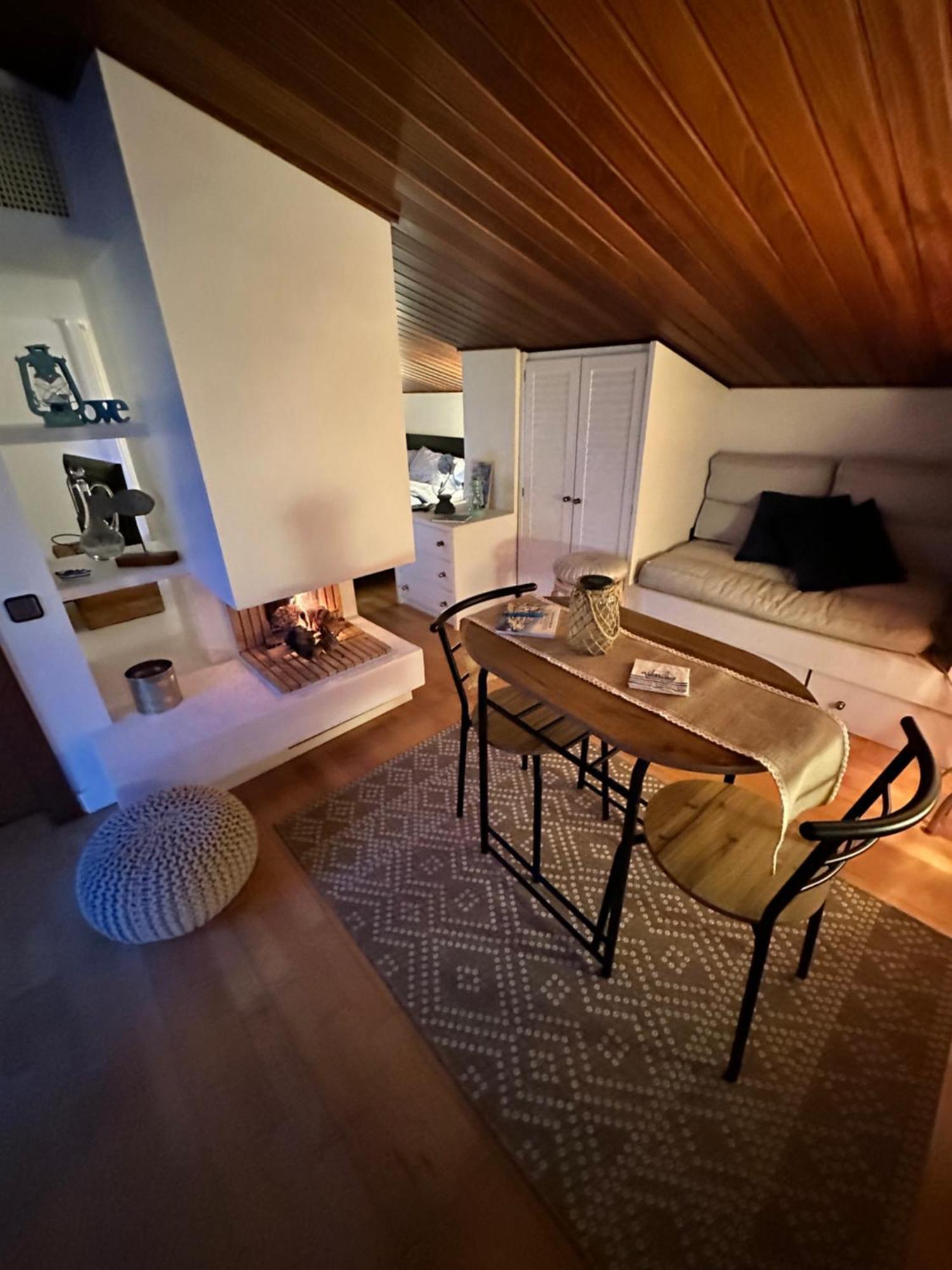 Solo Atico Guest Suites L' Escala Eksteriør billede