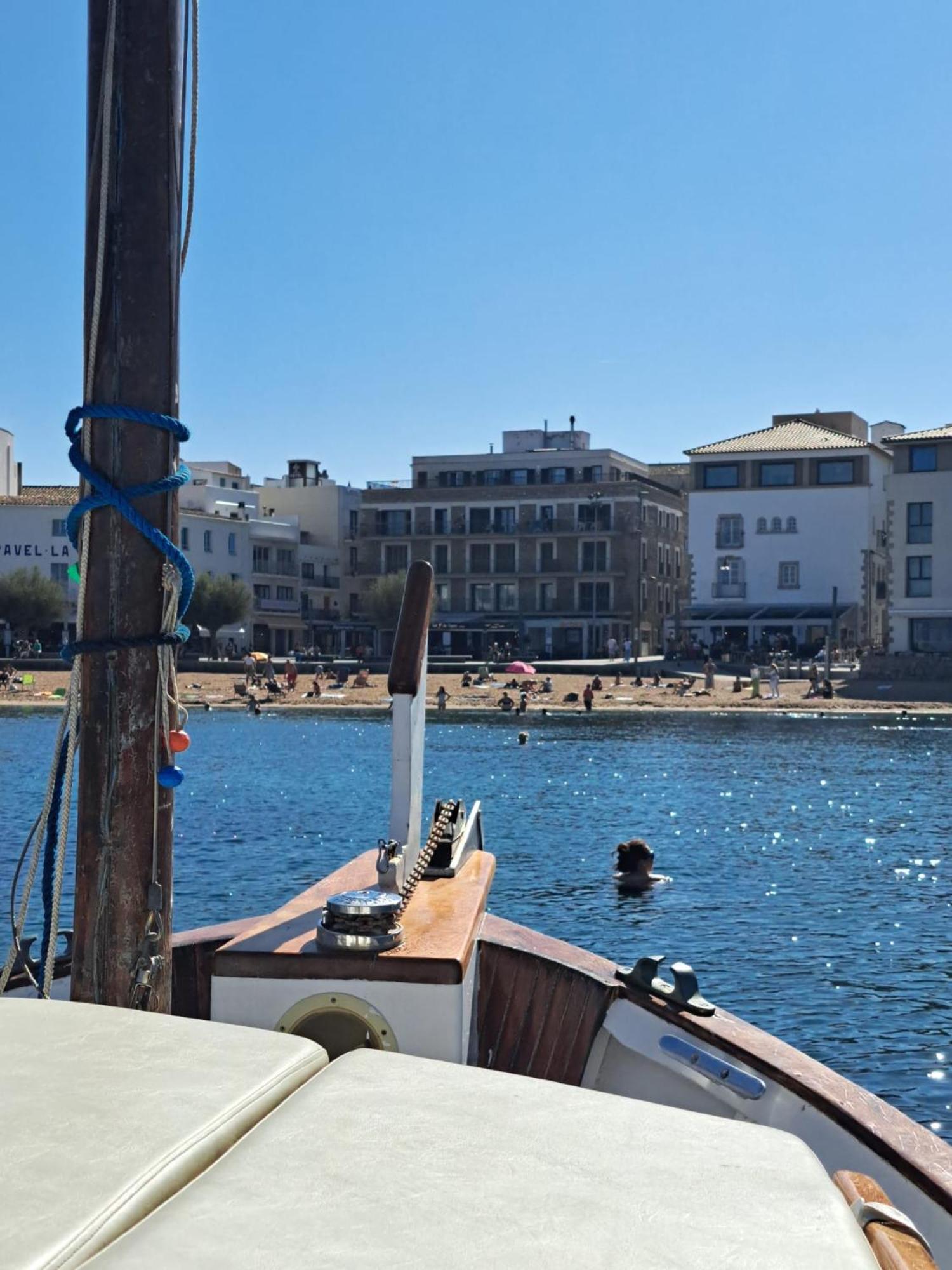 Solo Atico Guest Suites L' Escala Eksteriør billede