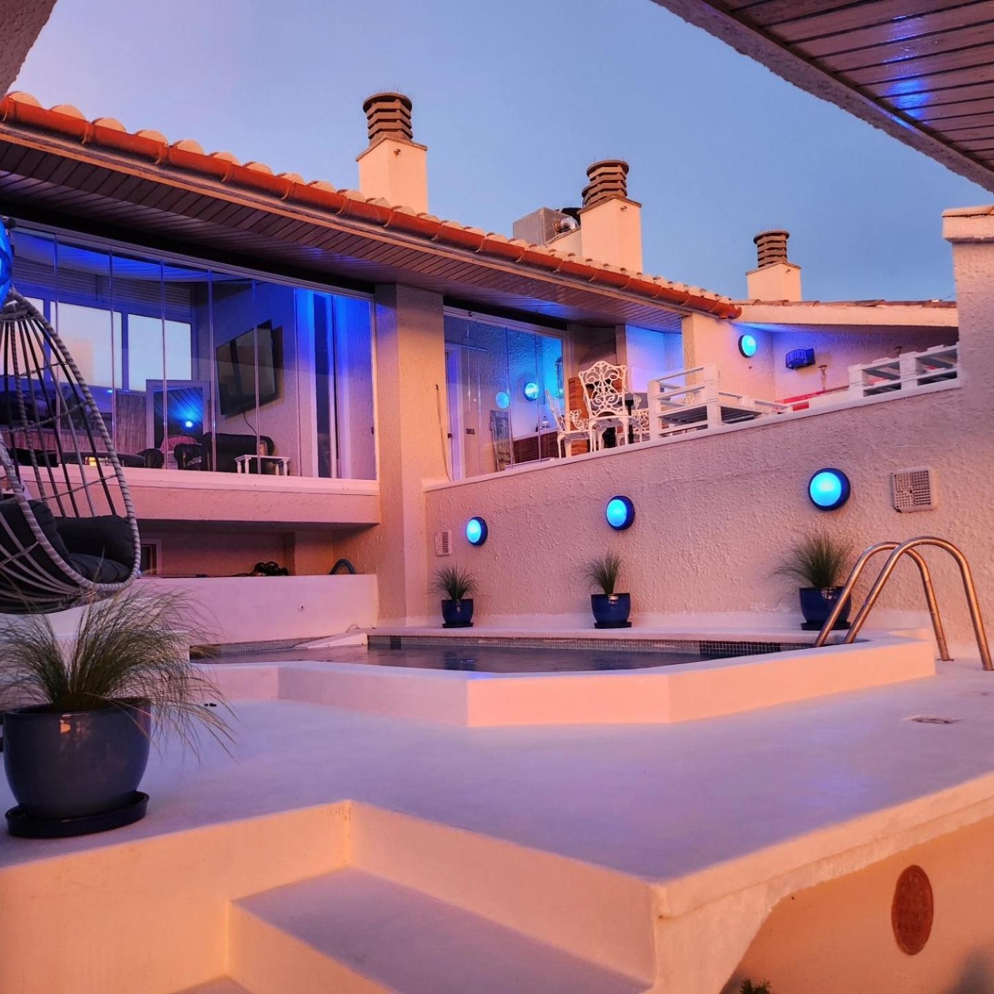 Solo Atico Guest Suites L' Escala Eksteriør billede
