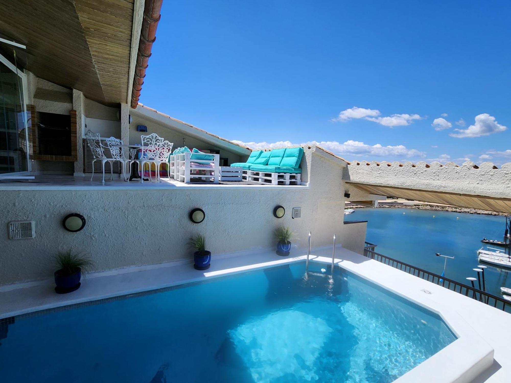 Solo Atico Guest Suites L' Escala Eksteriør billede