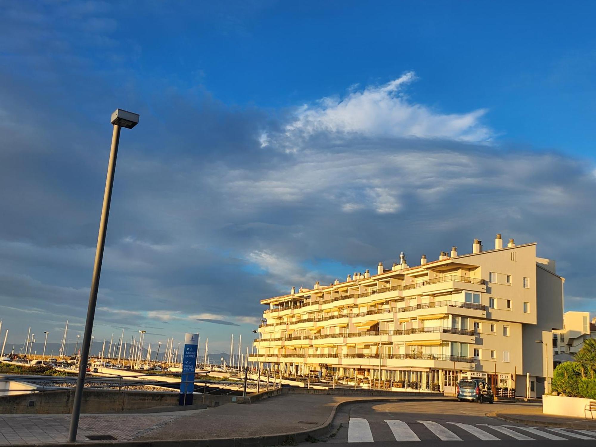 Solo Atico Guest Suites L' Escala Eksteriør billede